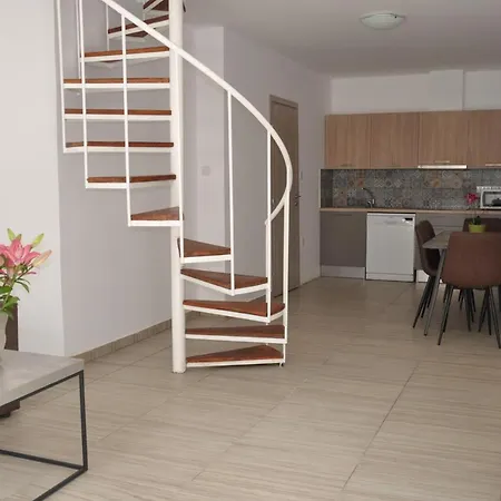 Apartamento Lux Galatex